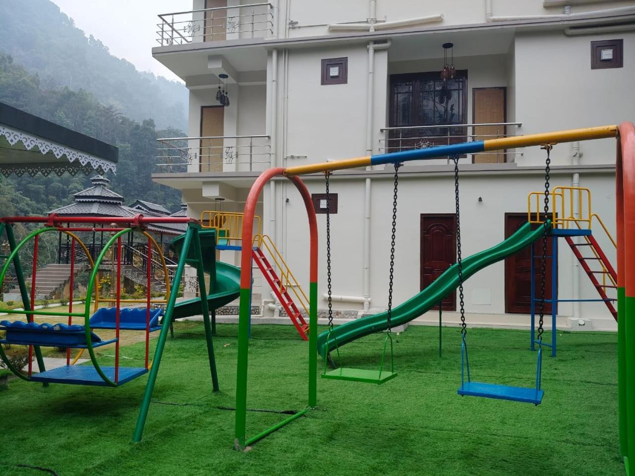 Nature'S Nest Resort Rongli Exterior photo